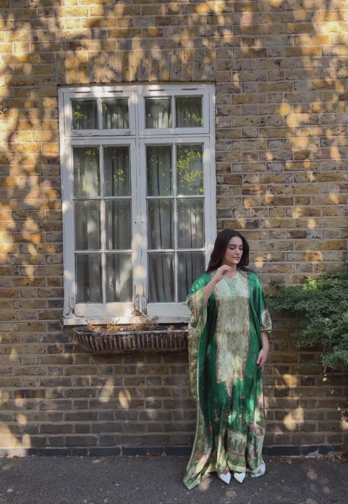 Rania Jofa Emerald RJPS-06 cream and emerald green charmeuse silk vintage scenic printed shirt with dupatta – full outfit motion video London street shoot